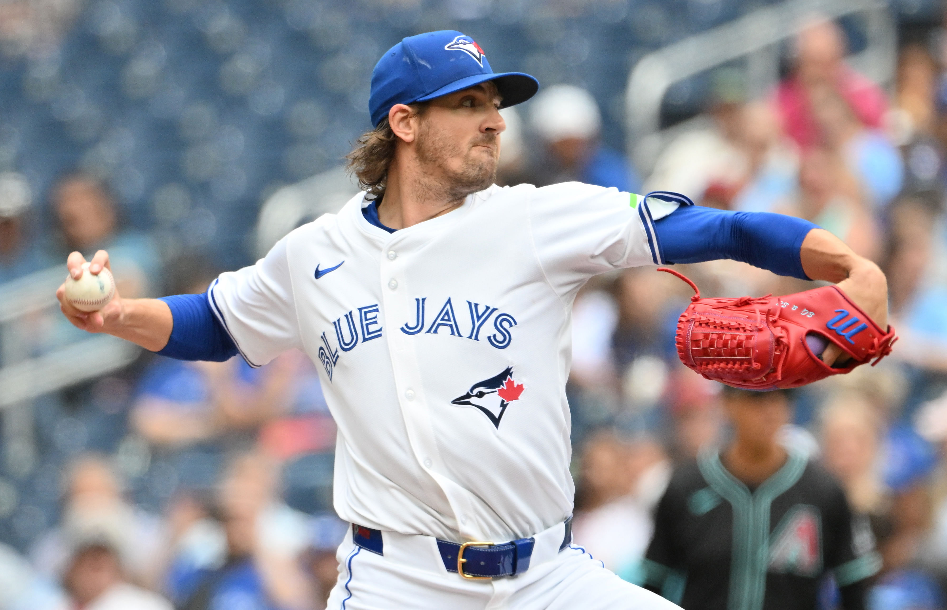 Kevin Gausman is pitching today - Source: Imagn